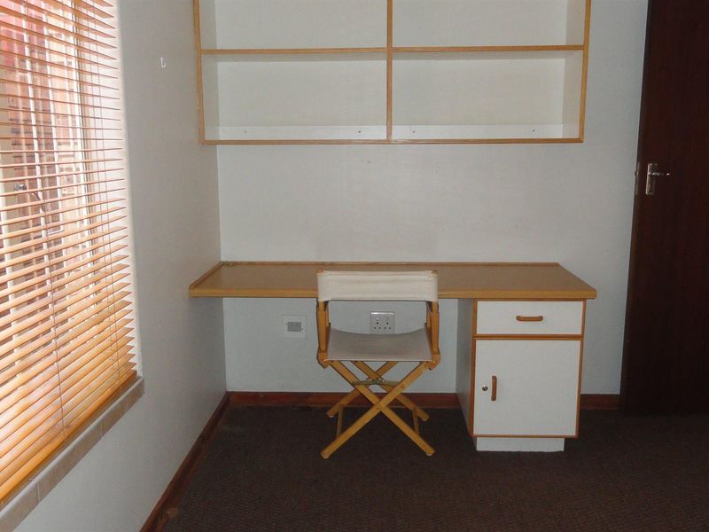 Two- bedroom apartment for sale - Potchefstroom - Photo 6