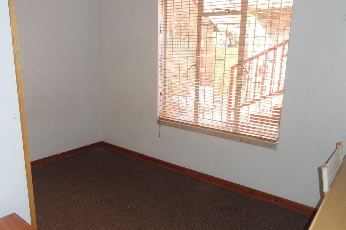 Two- bedroom apartment for sale - Potchefstroom - Photo 5