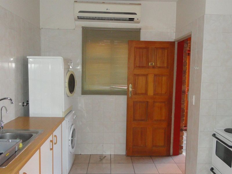 Two- bedroom apartment for sale - Potchefstroom - Photo 9