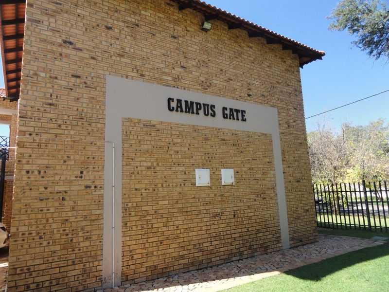 One -  Bedroom Flat-Die Bult-Potchefstroom for Sale - Photo 3