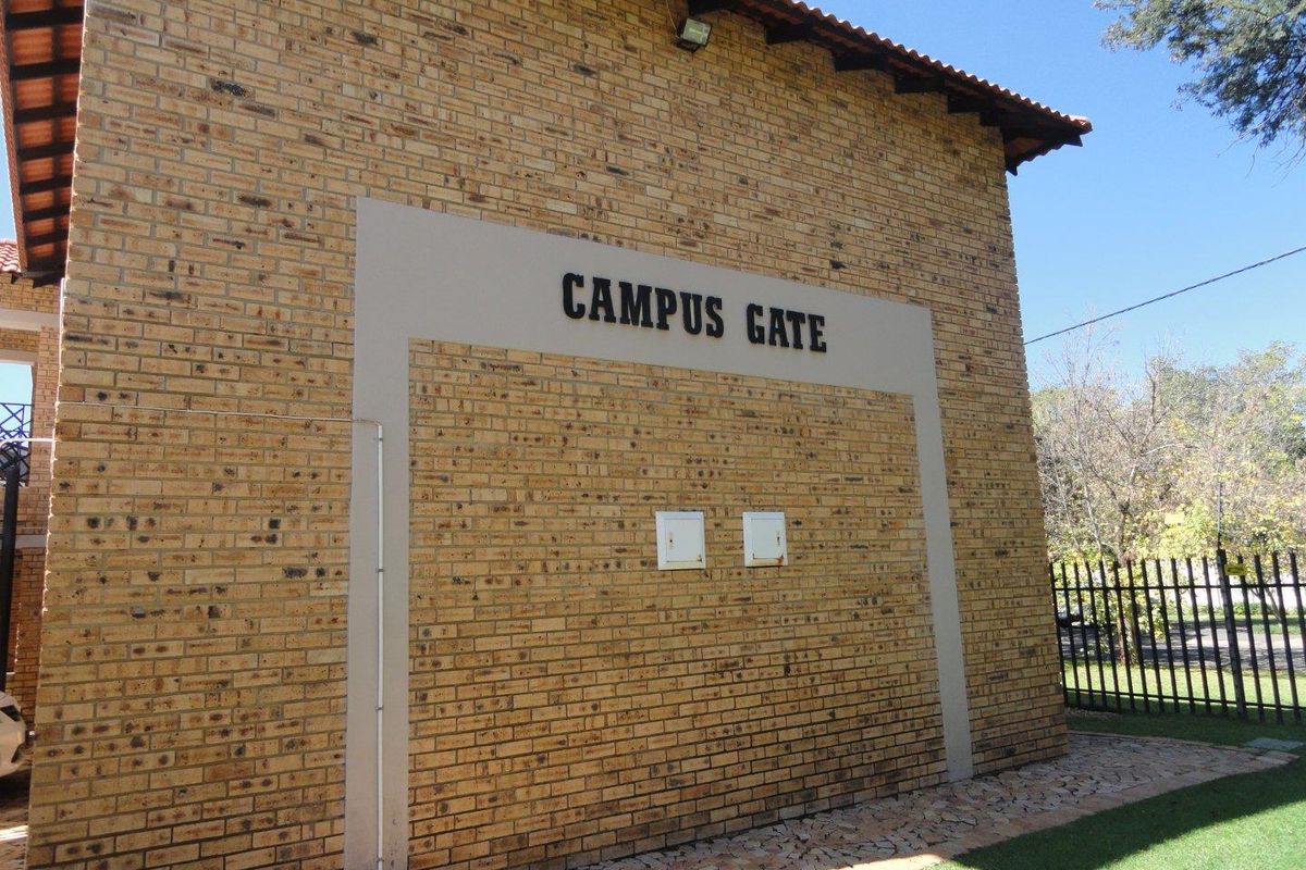 One -  Bedroom Flat-Die Bult-Potchefstroom for Sale - Photo 3