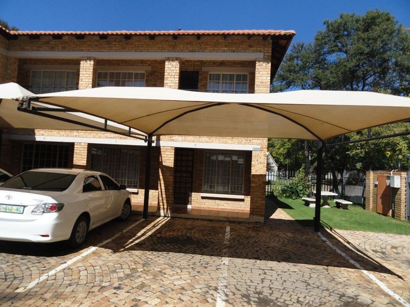 One -  Bedroom Flat-Die Bult-Potchefstroom for Sale - Photo 2