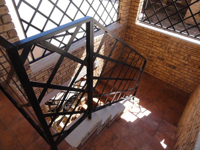 One -  Bedroom Flat-Die Bult-Potchefstroom for Sale - Photo 8