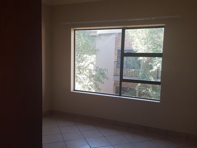 Two- Bedroom Apartment For Sale - Photo 6