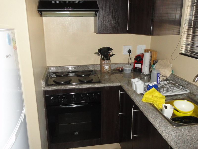 Modern two bedroom close to NWU- Excellent investment - Photo 7