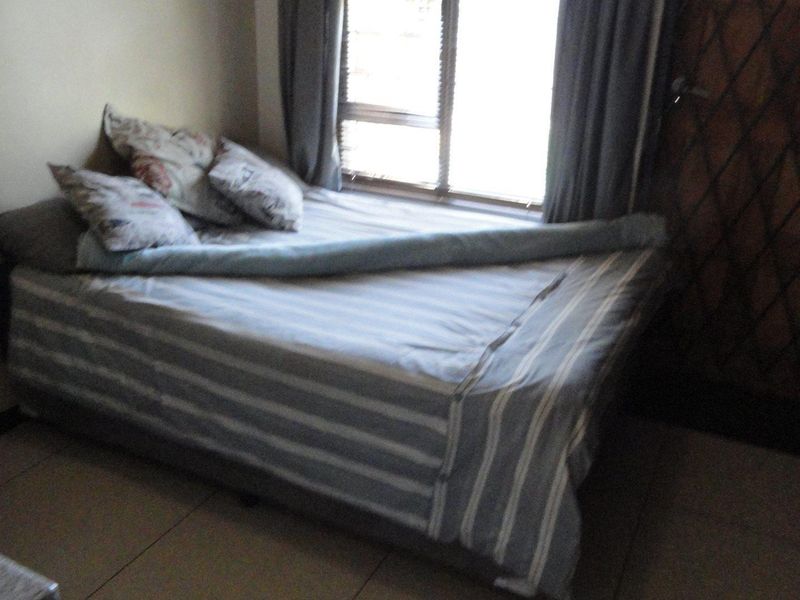 Modern two bedroom close to NWU- Excellent investment - Photo 5