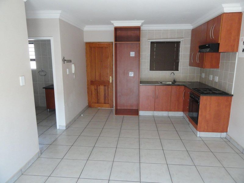 Excellent Buy- Upmarket Student apartment near the Northwest University for sale - Photo 3