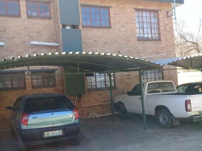 Modern two-bedroom apartment for sale - Potchefstroom - Photo 7