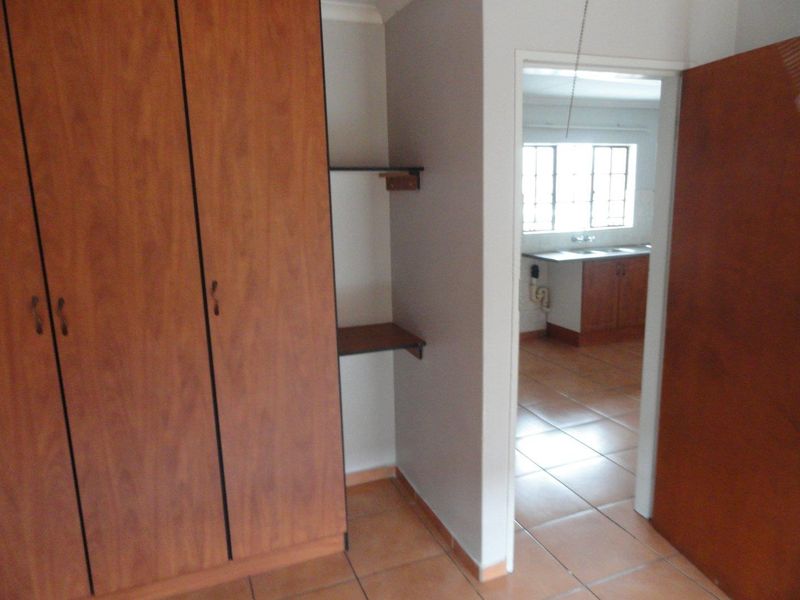 Modern two-bedroom apartment for sale - Potchefstroom - Photo 6