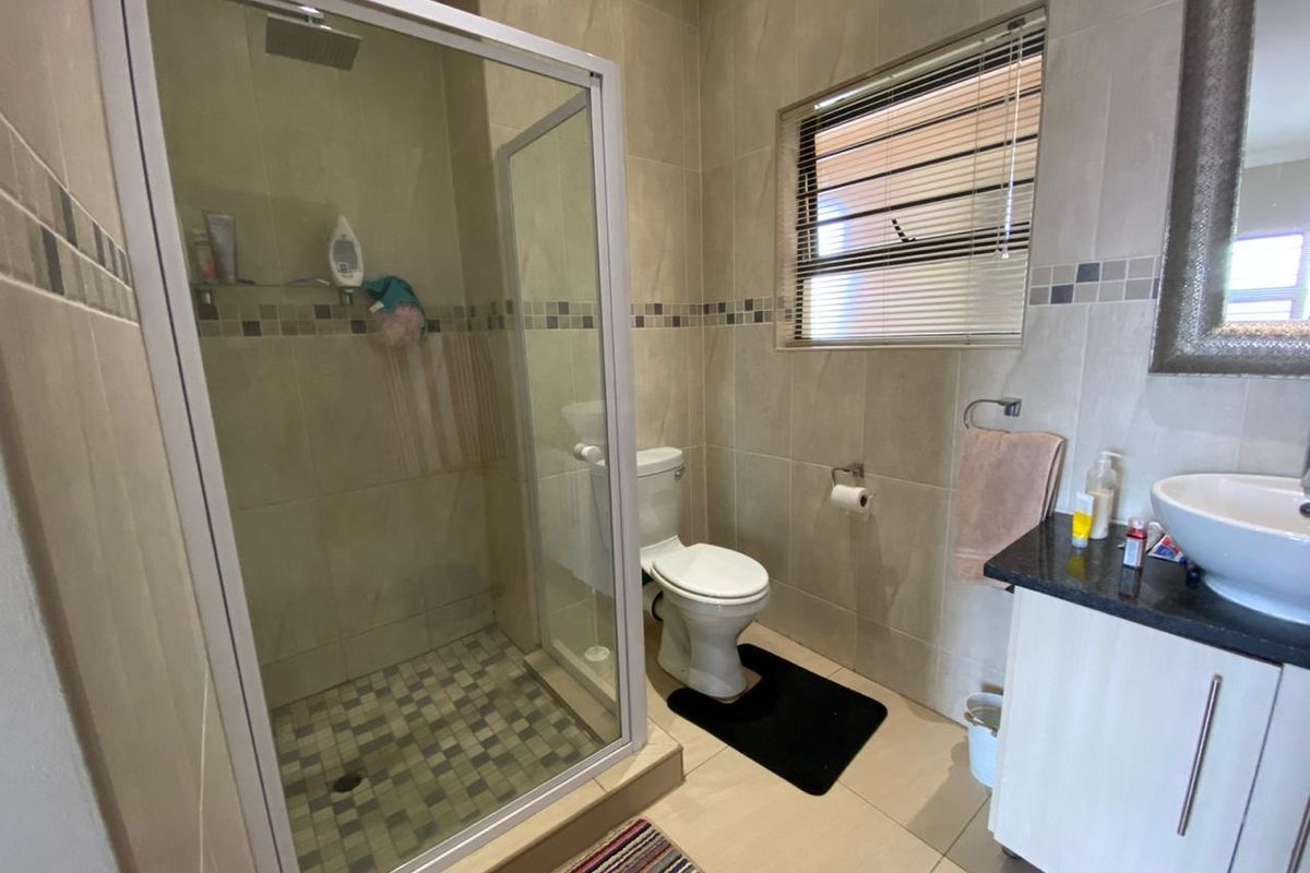 One- Bedroom Apartment / Flat for Sale In Die Bult - Photo 4