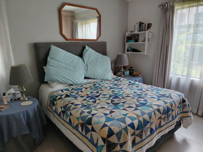 Modern Comfort Meets Easy Living - Photo 9