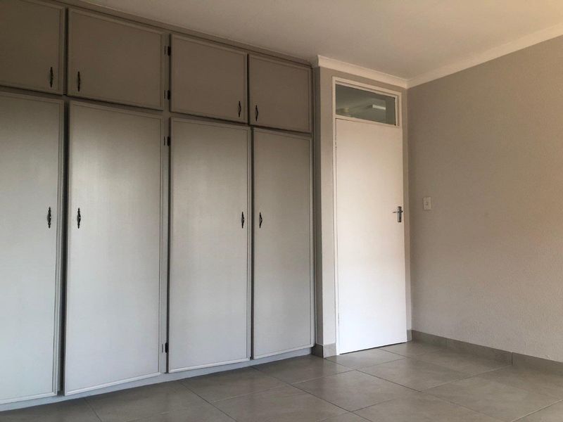 Apartment For Sale In Potchefstroom - Photo 6