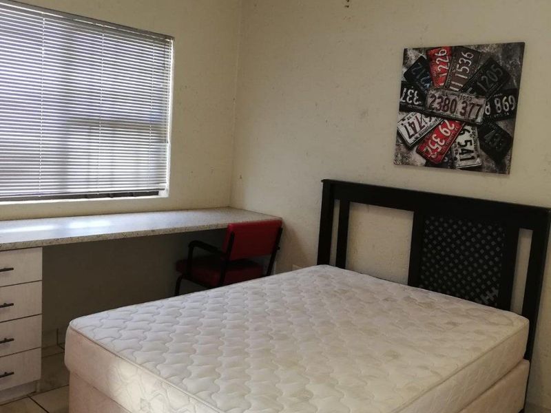 Apartment living! - Photo 8