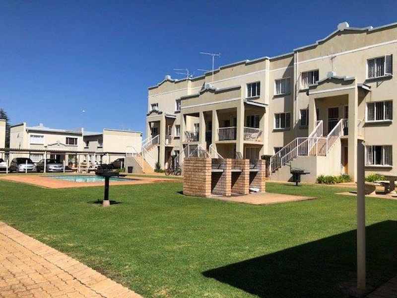 Apartment living! - Photo 10