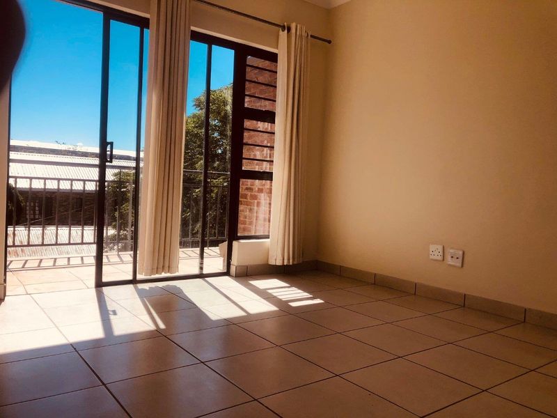 Light and modern apartment - Photo 2