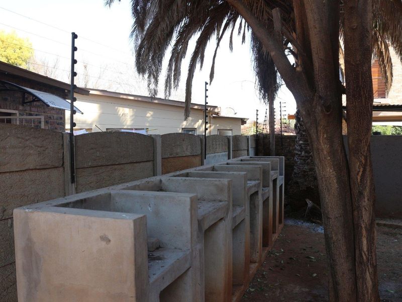 A very special bachelor's apartment - Photo 8