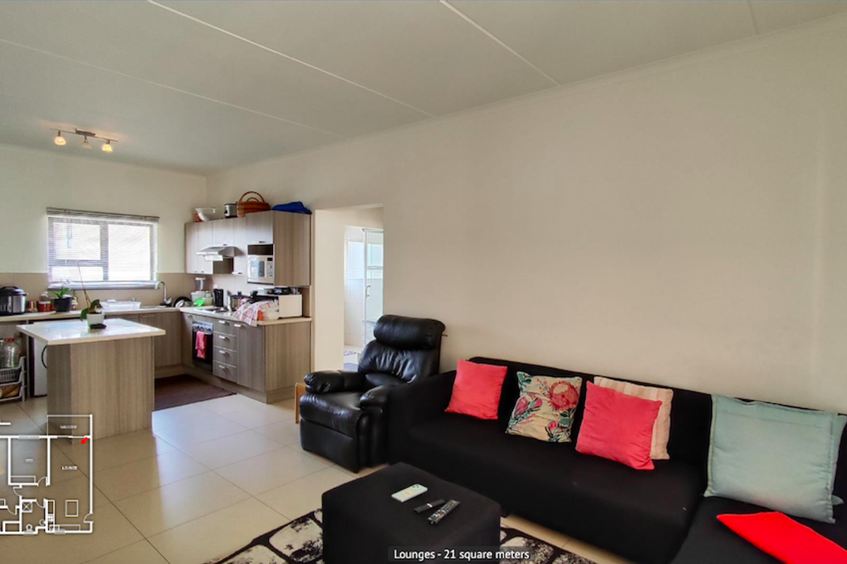 **Discover Your Dream Home: Charming 2-Bedroom Sectional Title in Comet, Boksburg** - Photo 2