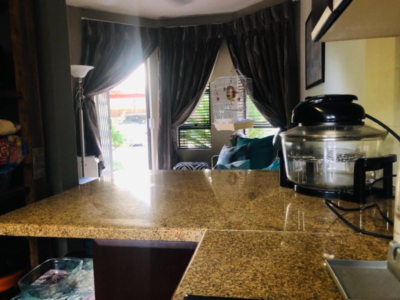 Modern apartment living! - Photo 5