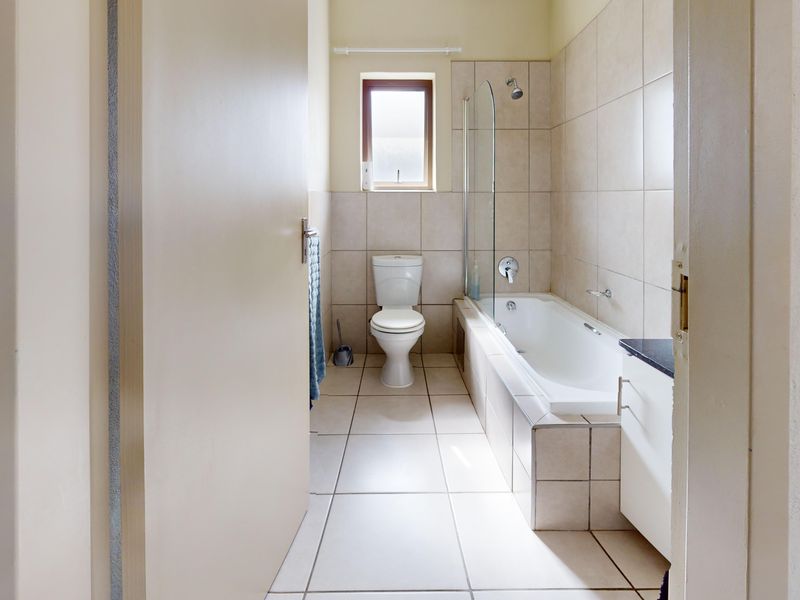 **Discover Your Dream Home in Brentwood Park AH, Benoni!** - Photo 7