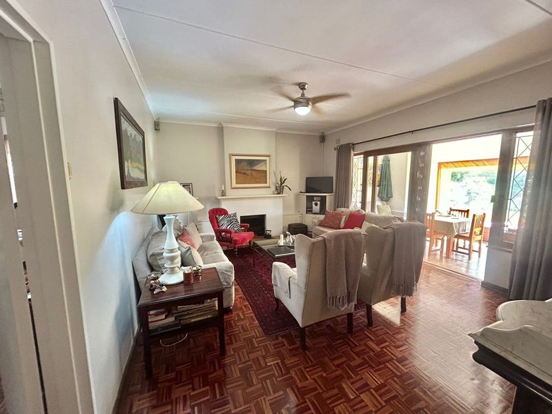 Well-Maintained 3 Bedroom Home with 4 Income-Generating Flatlets in Montrose - Photo 4