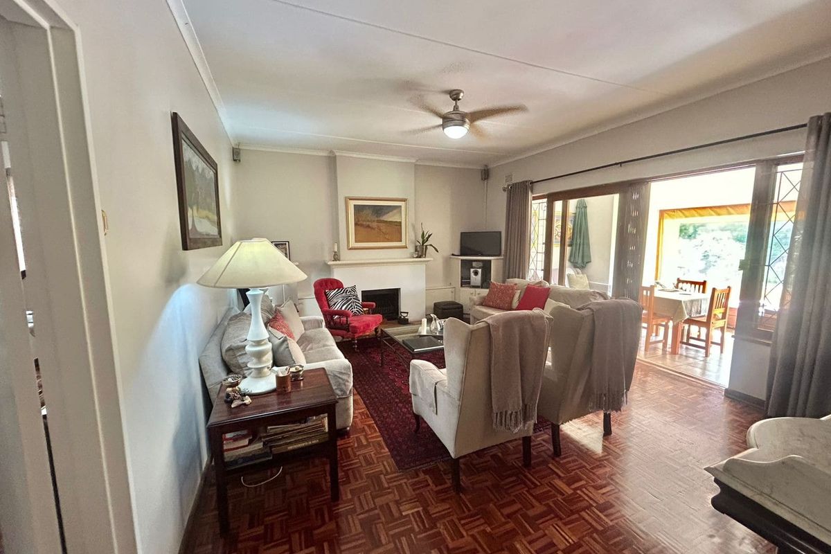 Well-Maintained 3 Bedroom Home with 4 Income-Generating Flatlets in Montrose - Photo 4