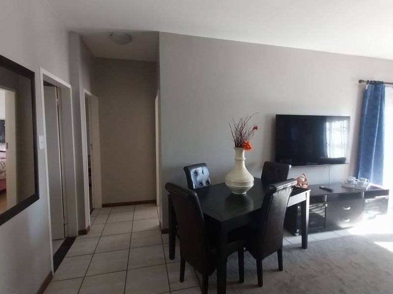 Secure 2-Bedroom Apartment in Terra Nova - Photo 10