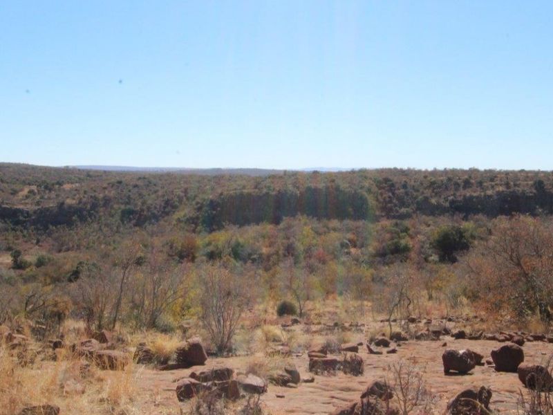 Beautiful stand in Leopard Rock Estate! - Photo 3