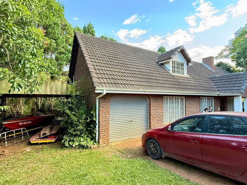 Spacious 5 Bedroom Home for Sale in Greendale, Howick on a 1 336m2 Stand - Photo 2