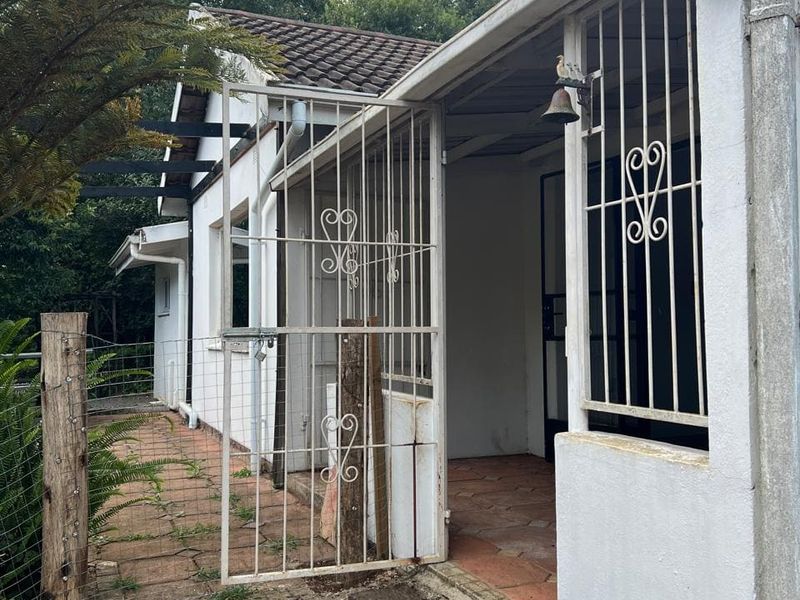 3 Bedroom Home to Rent in Howick North - Photo 4