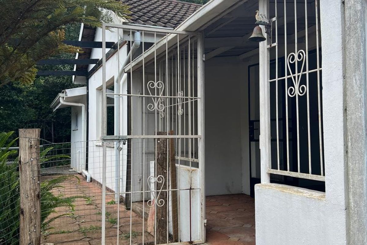 3 Bedroom Home to Rent in Howick North - Photo 4