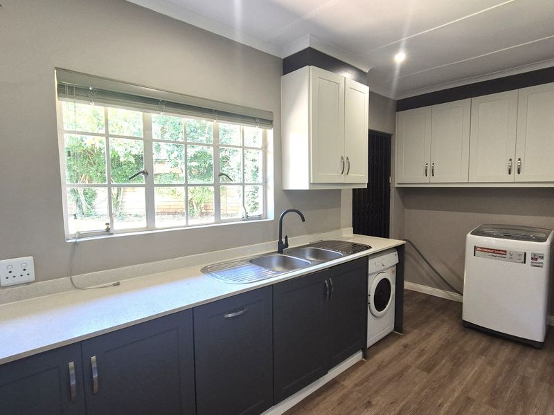 Character 3 Bedroom Freehold Home with Flatlet in River View - Photo 10