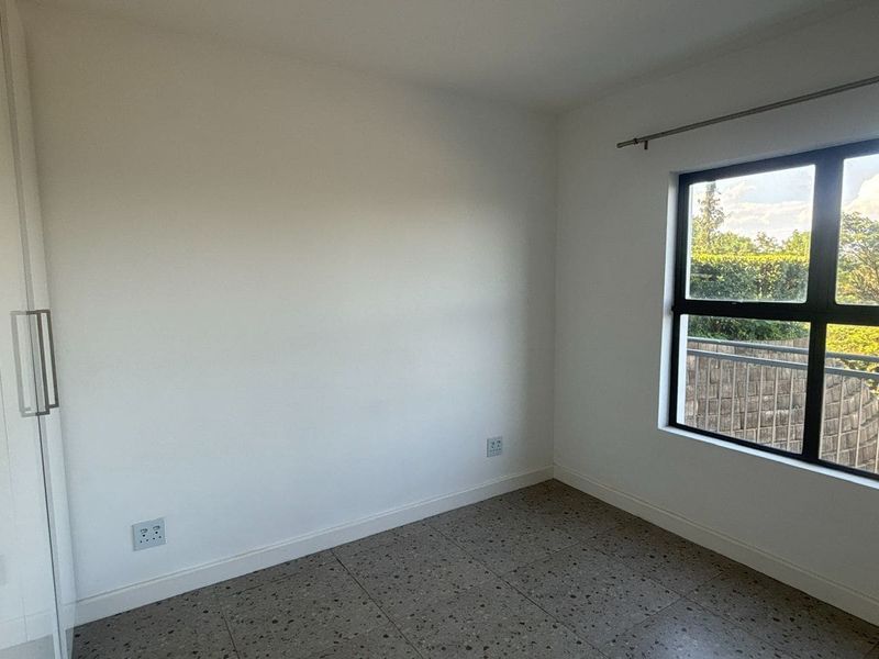 Modern 2-Bedroom Ground-Floor Flat to Rent in Arbour Arch, Athlone - Photo 8