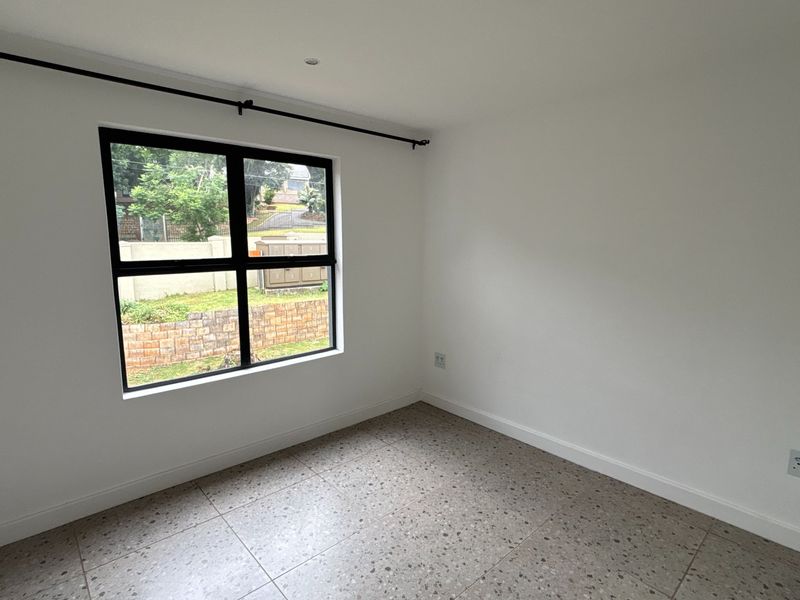 Contemporary 2-Bedroom Flat with Loft in Athlone, Pietermaritzburg - Photo 6