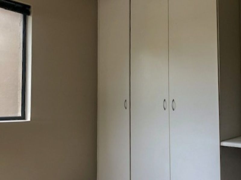 An Easy Decision - Photo 7