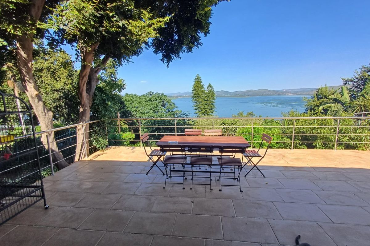 Ideal Weekend Family Getaway Home - Photo 3