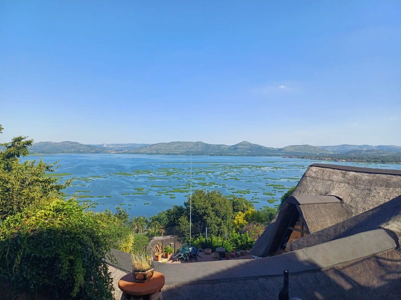 Ideal Weekend Family Getaway Home - Photo 2