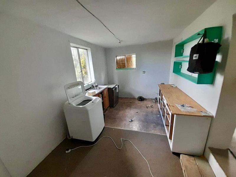 7.3ha Midlands Smallholding with Main House, Cottage and Valley Views – Balgowan - Photo 5