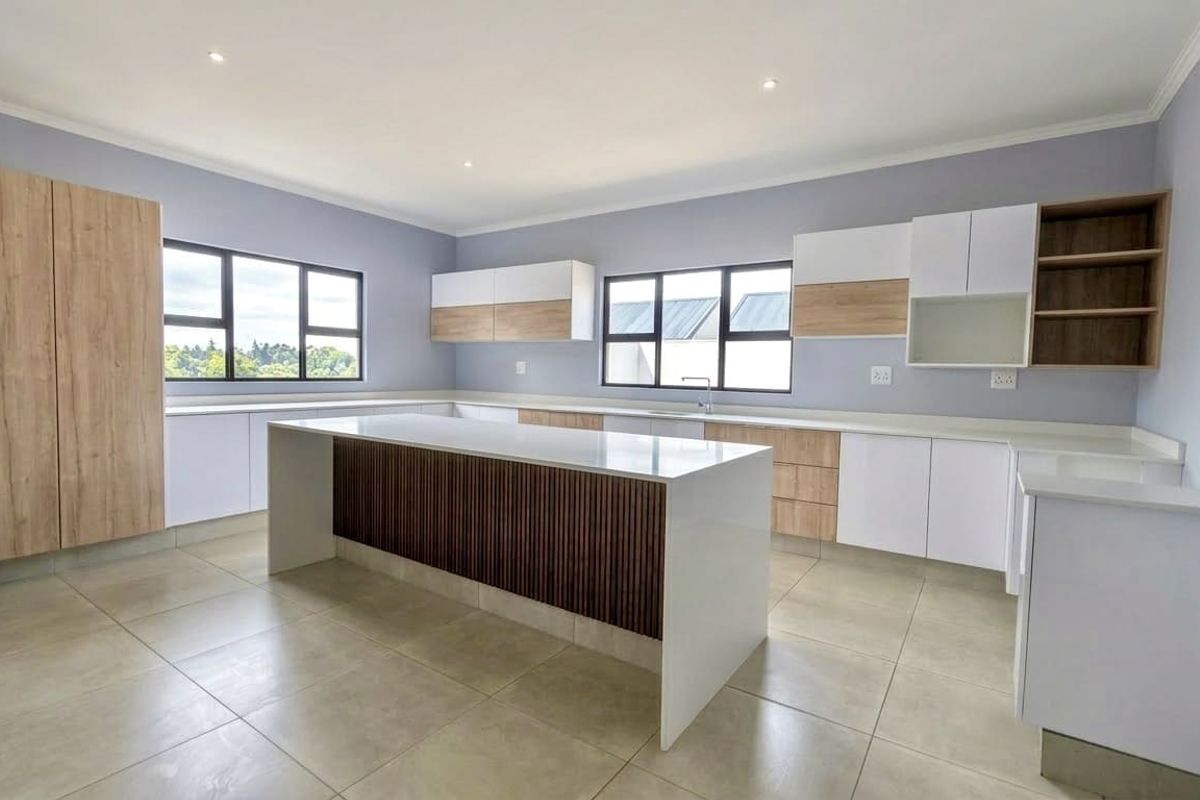 Luxury Family Home in River Goose Estate - Photo 4