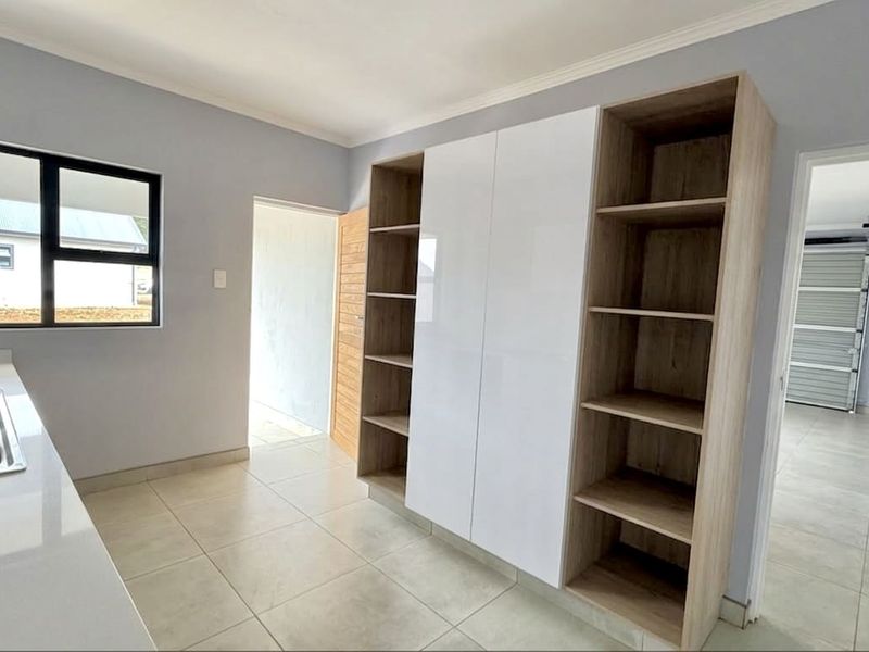 Luxury Family Home in River Goose Estate - Photo 8