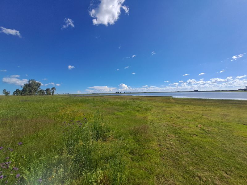 Prime 1.7Ha Waterfront Stand on the Vaaldam – A Rare Opportunity! - Photo 9