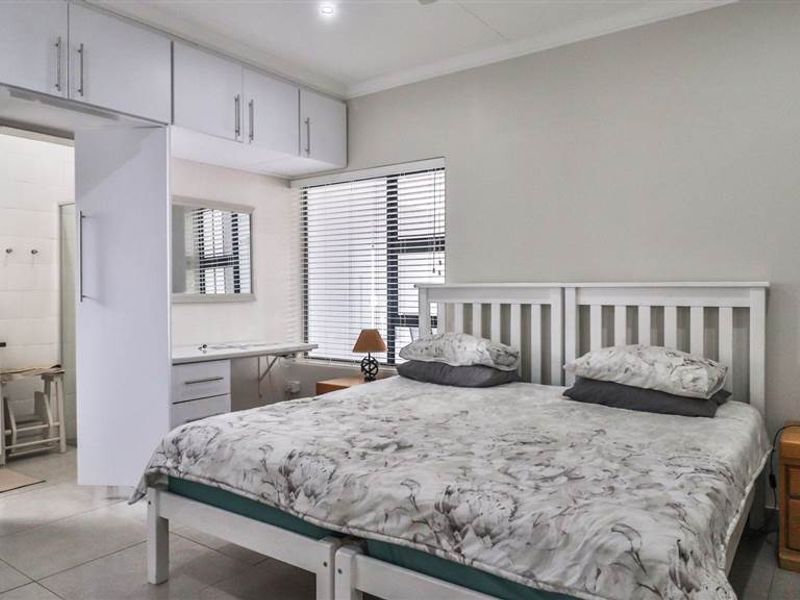 Effortless Comfort and Style, A Home That Ticks Every Box - Photo 10