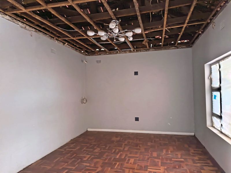 Prime Position Family Home & Modern Cottage - Photo 7