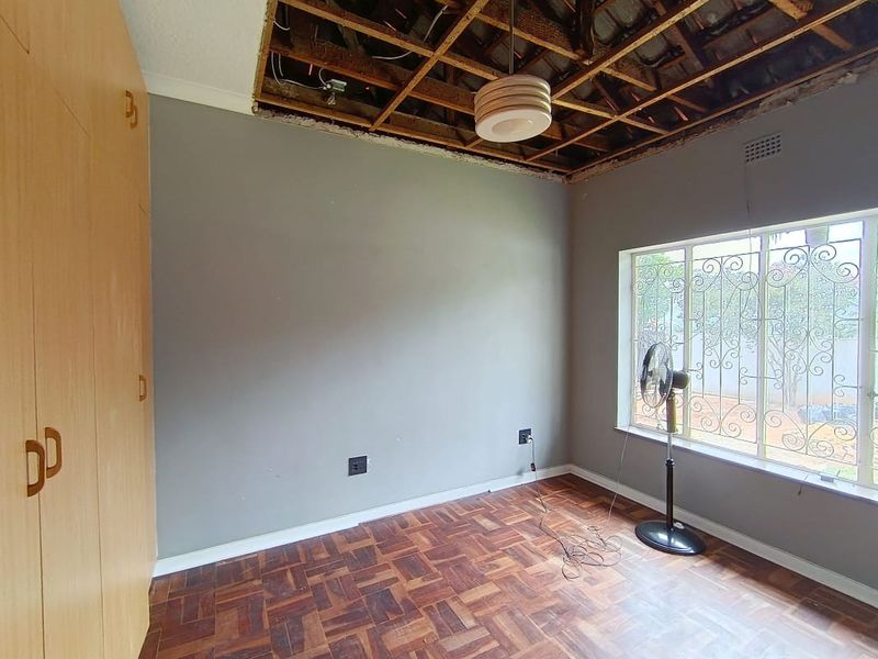 Prime Position Family Home & Modern Cottage - Photo 8