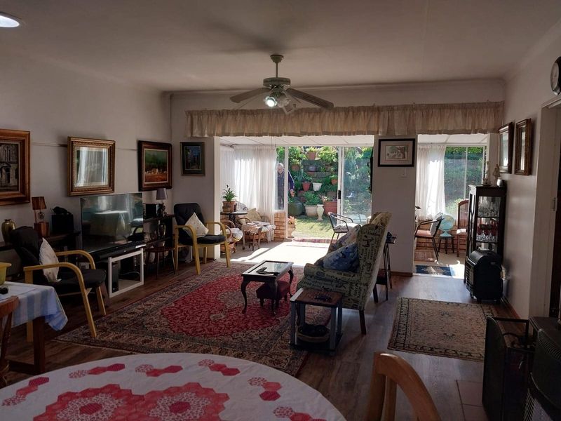 Delightful 2 Bedroom unit in Amberfield - Photo 6