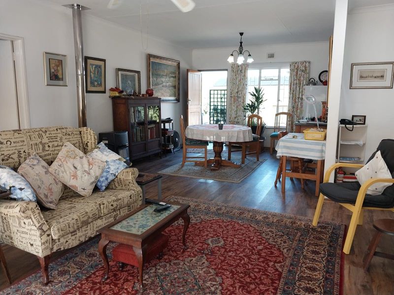 Delightful 2 Bedroom unit in Amberfield - Photo 10