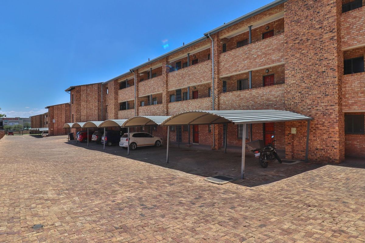 Prime Investment Opportunity: High-Yield Property in a Growing Market - Photo 2