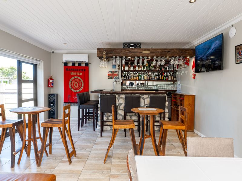 Guest House in Struisbaai FOR SALE! - Photo 10