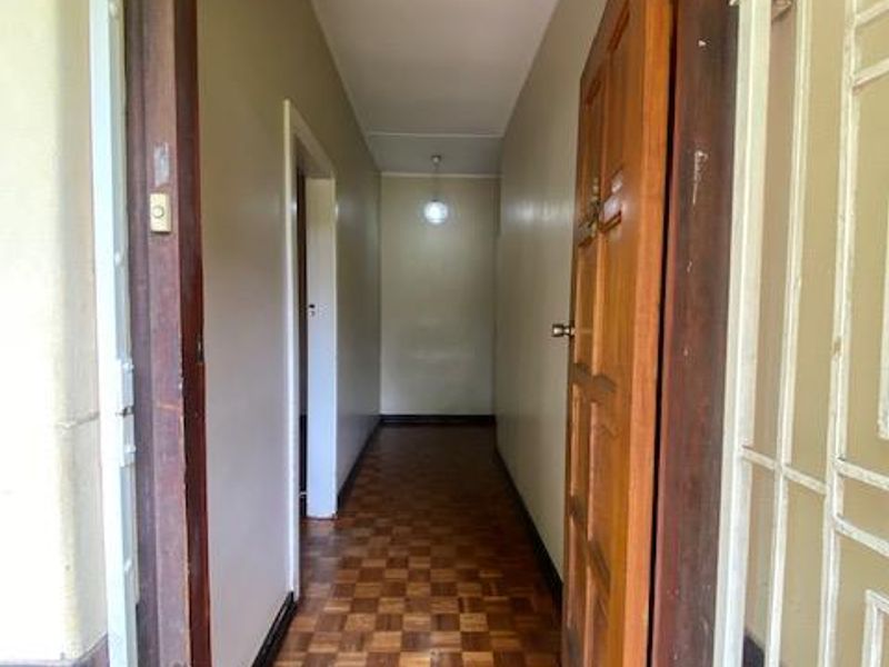 Charming 4 bedroom home for Sale! Ideal for Living or Investment - Photo 5