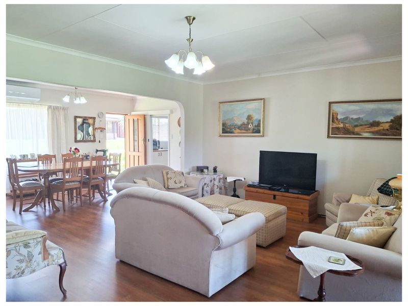 Immaculately Presented 3-Bedroom Unit in Amber Valley Estate, Howick - Photo 7