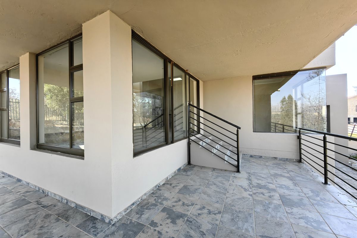 Stunning Family Home in Eco Estate - Photo 3